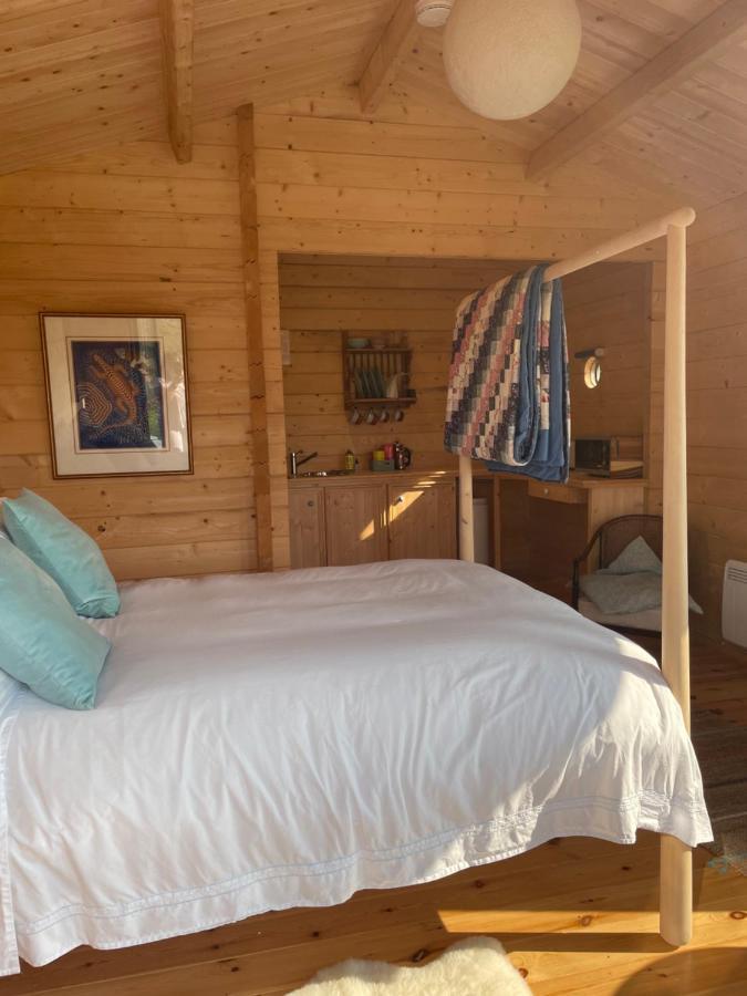 Capella Cabin Dunquin. Exterior photo